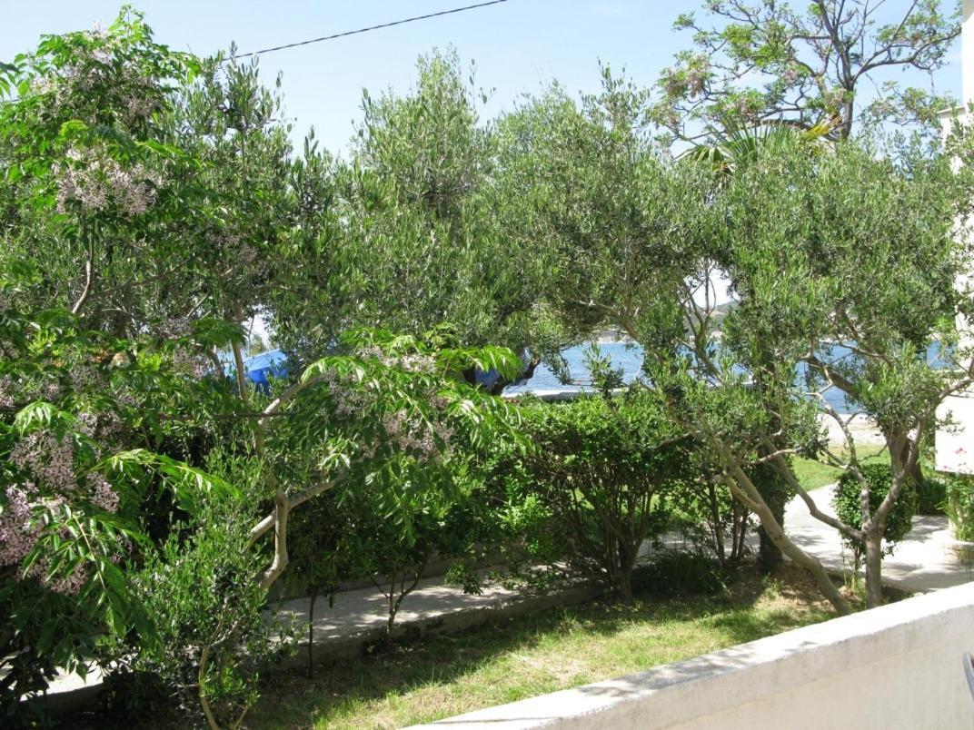 Apartments By The Sea Supetarska Draga - Donja, Rab - 11769 Dış mekan fotoğraf
